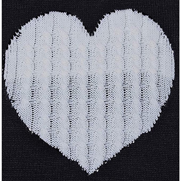 2xHP💝Women’s Heart Sweater in Black and White sz medium - Picture 4 of 6